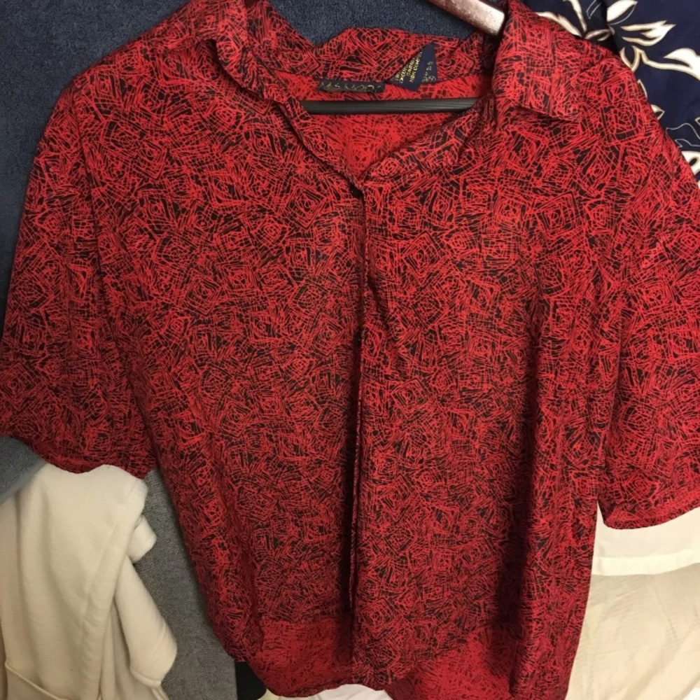 MS.MODA red blouse